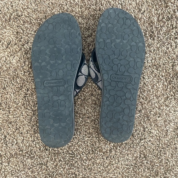 Coach flip flops - Picture 2 of 2